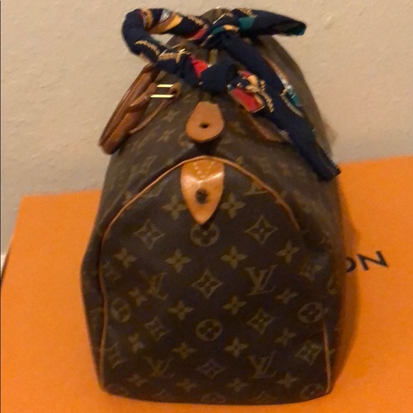 NOT AVAILABLE !!!Pre-owned LV... Add’l photos only - Picture 4 of 8